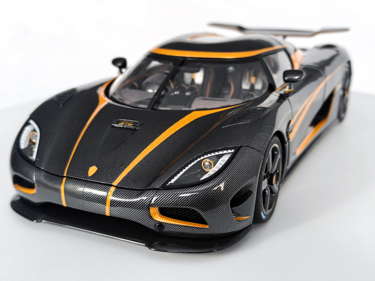 [PRE-ORDER] Frontiart 1:18 Koenigsegg Agera S Hundra