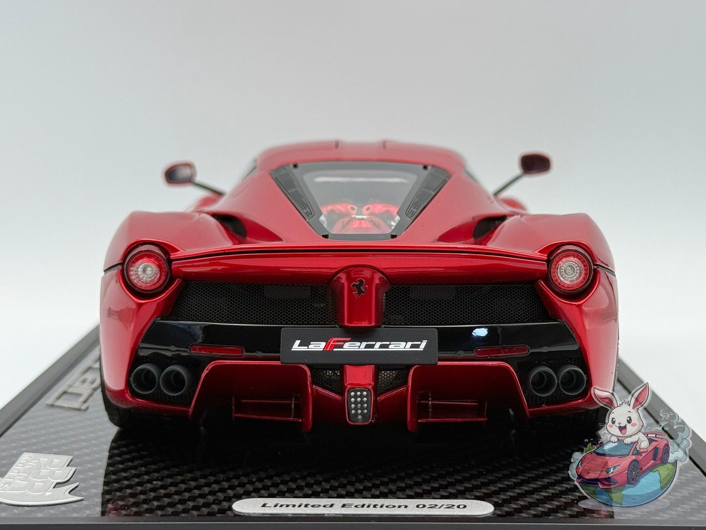 BBR 1:18 Ferrari Laferrari (Lewis Hamilton) - SPECIAL COFFRET