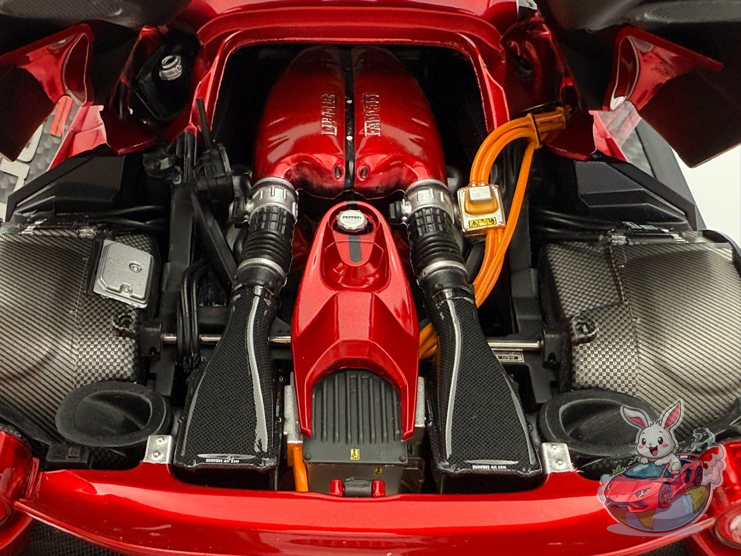 BBR 1:18 Ferrari Laferrari (Lewis Hamilton) - SPECIAL COFFRET