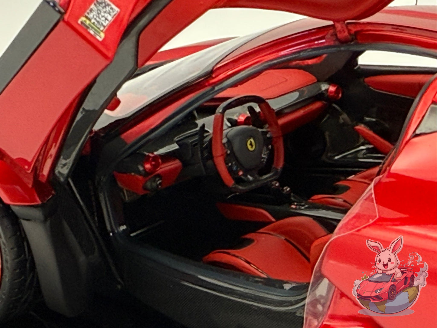 BBR 1:18 Ferrari Laferrari (Lewis Hamilton) - SPECIAL COFFRET