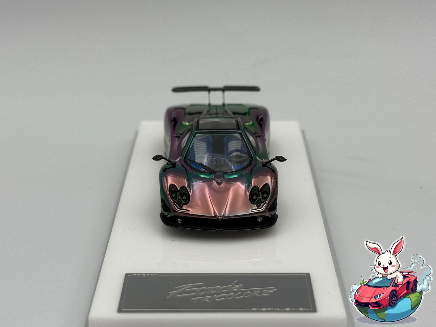 Henson & Heaven 1:64 Pagani Zonda Tricolore (Chameleon)