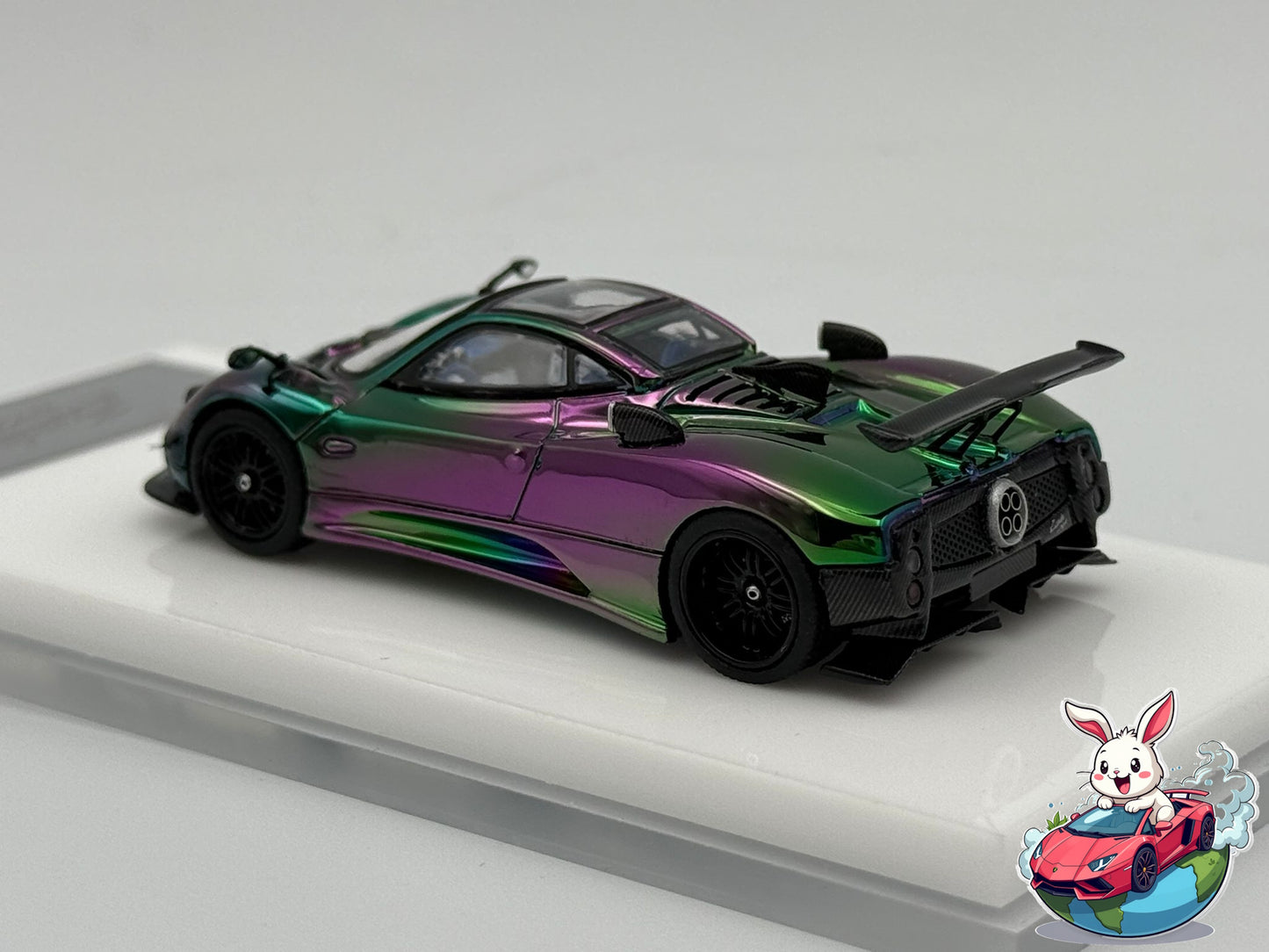 Henson & Heaven 1:64 Pagani Zonda Tricolore (Chameleon)