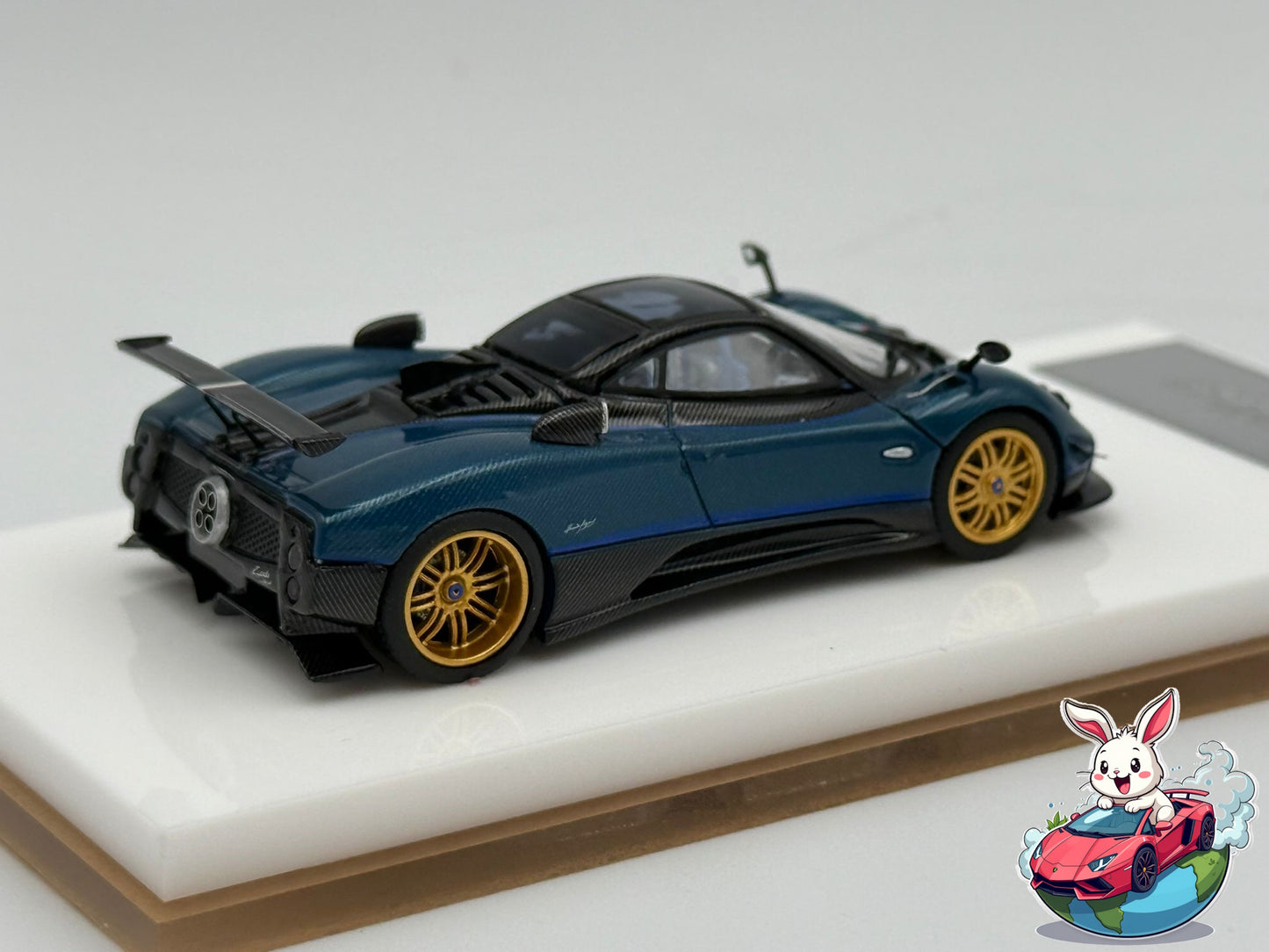 Henson & Heaven 1:64 Pagani Zonda Tricolore (Blue Carbon)