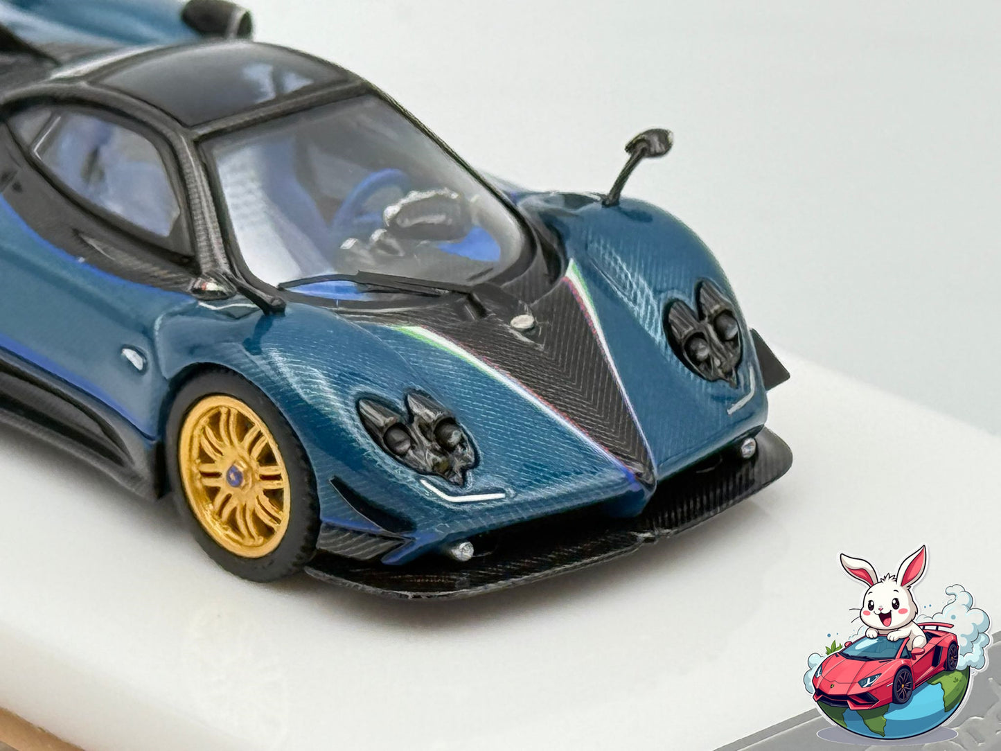Henson & Heaven 1:64 Pagani Zonda Tricolore (Blue Carbon)