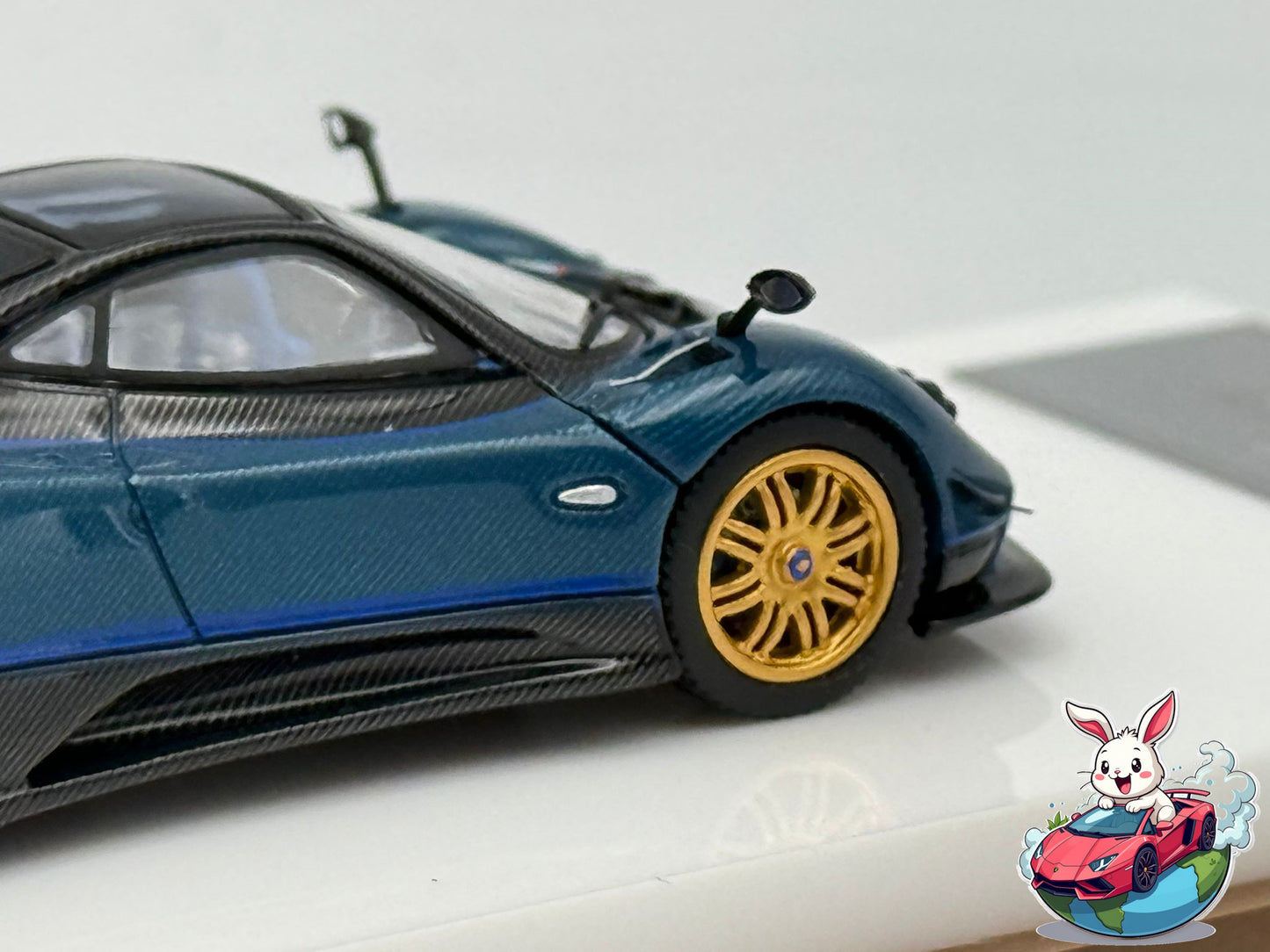 Henson & Heaven 1:64 Pagani Zonda Tricolore (Blue Carbon)
