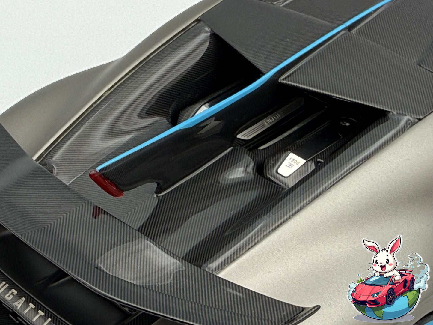 Henson & Heaven 1:18 Bugatti Divo (Pebble Beach Show Car)