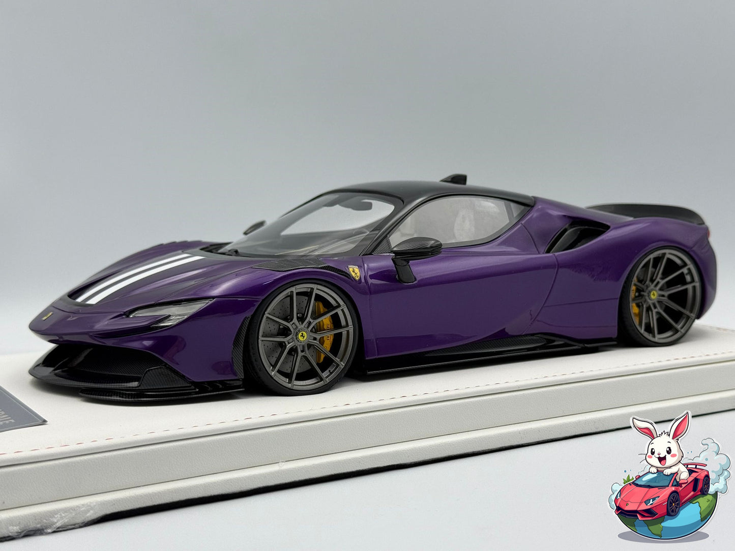Ivy Merit 1:18 Ferrari SF90 Stradale Novitec Rosso (Viola Hong Kong)