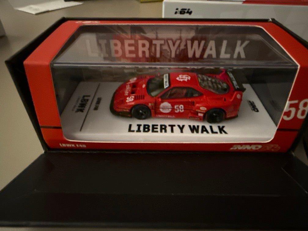 Inno64 1:64 Ferrari F40 LBWK LB Collet - Chase Variant