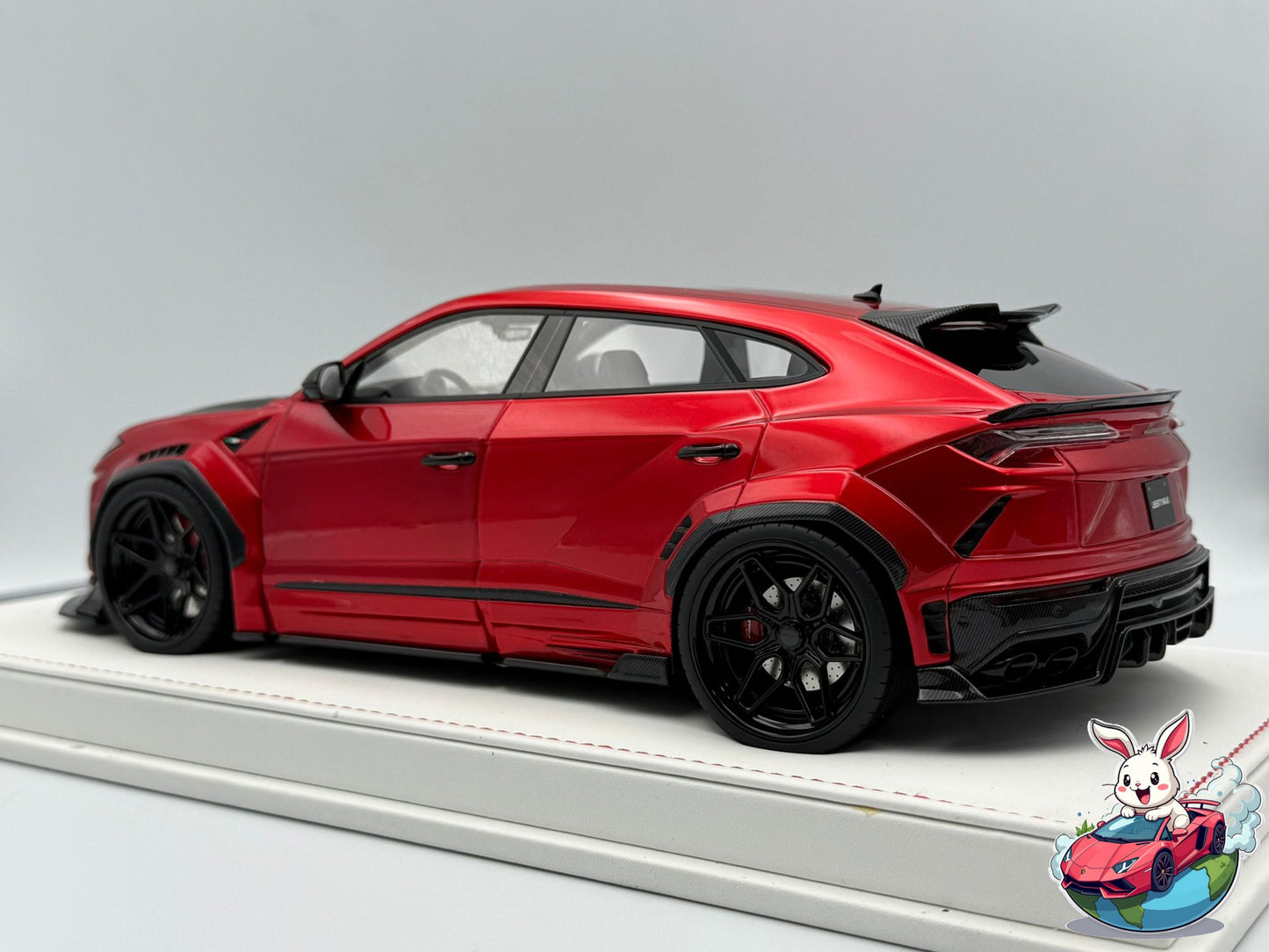 Ivy Merit 1:18 Lamborghini Urus LBWK LB-WORKS (Red)