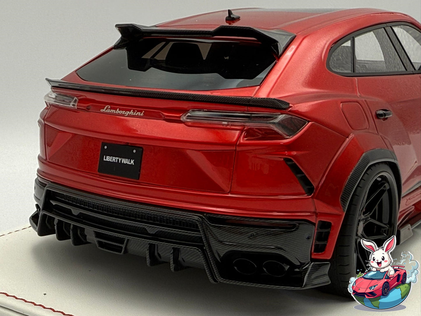 Ivy Merit 1:18 Lamborghini Urus LBWK LB-WORKS (Red)