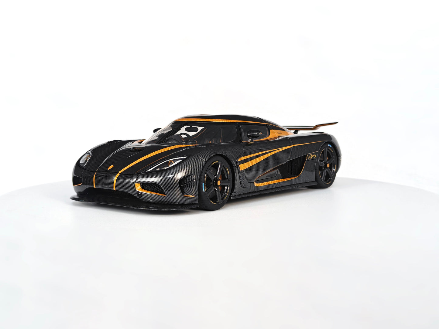 [PRE-ORDER] Frontiart 1:18 Koenigsegg Agera S Hundra