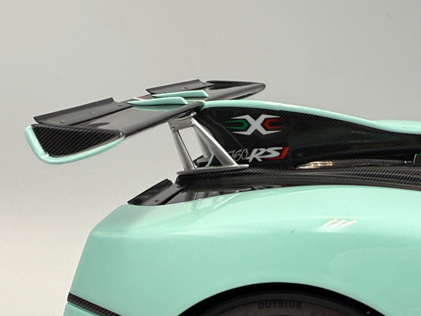 Henson & Heaven 1:18 Pagani Zonda 760 RSJX