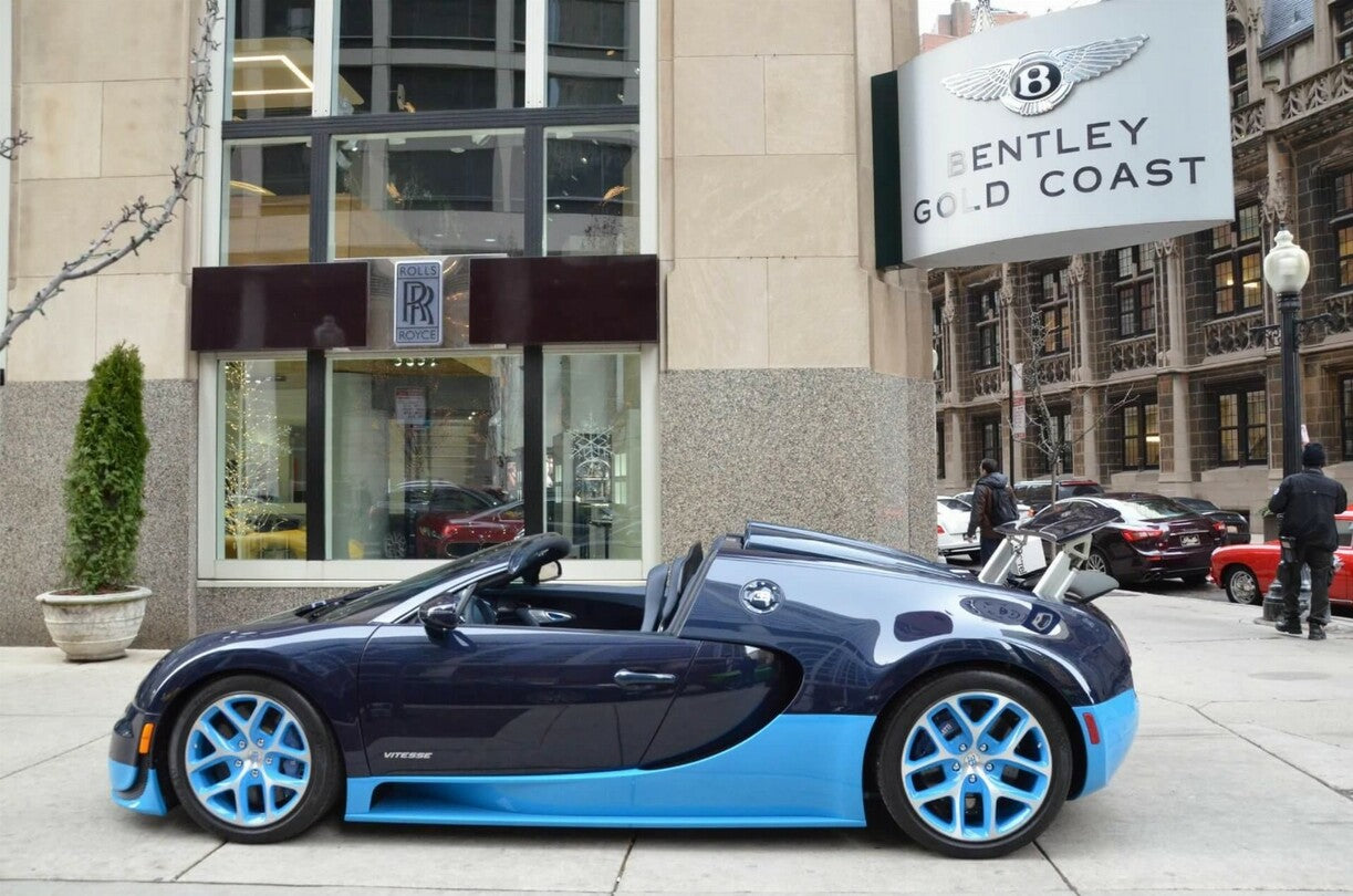 PRE-ORDER HH Model x Miniature Planet 1:18 Bugatti Veyron Vitesse (Exclusive Model) - Blue Carbon FIber