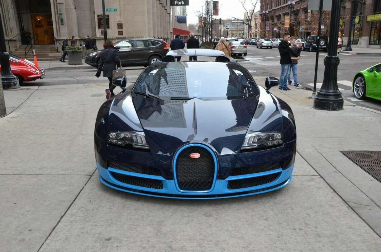 PRE-ORDER HH Model x Miniature Planet 1:18 Bugatti Veyron Vitesse (Exclusive Model) - Blue Carbon FIber