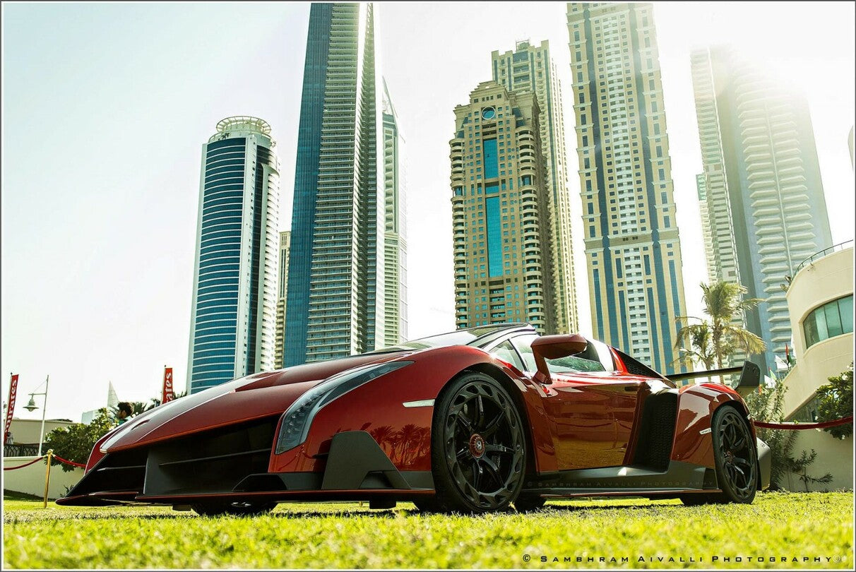 PREORDER HH Model 1:18 Lamborghini Veneno Roadster (Launch Configuration)