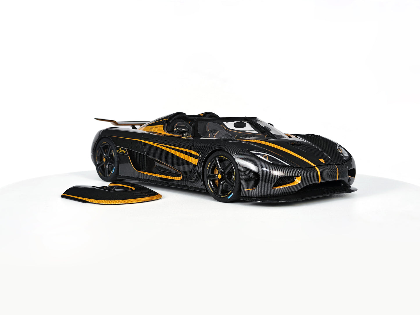 [PRE-ORDER] Frontiart 1:18 Koenigsegg Agera S Hundra