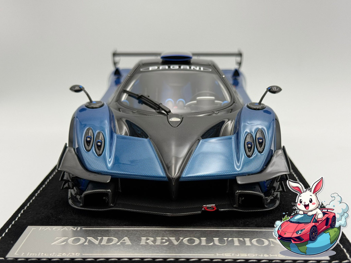 Henson & Heaven 1:18 Pagani Zonda Revolucion (Blue Carbon)