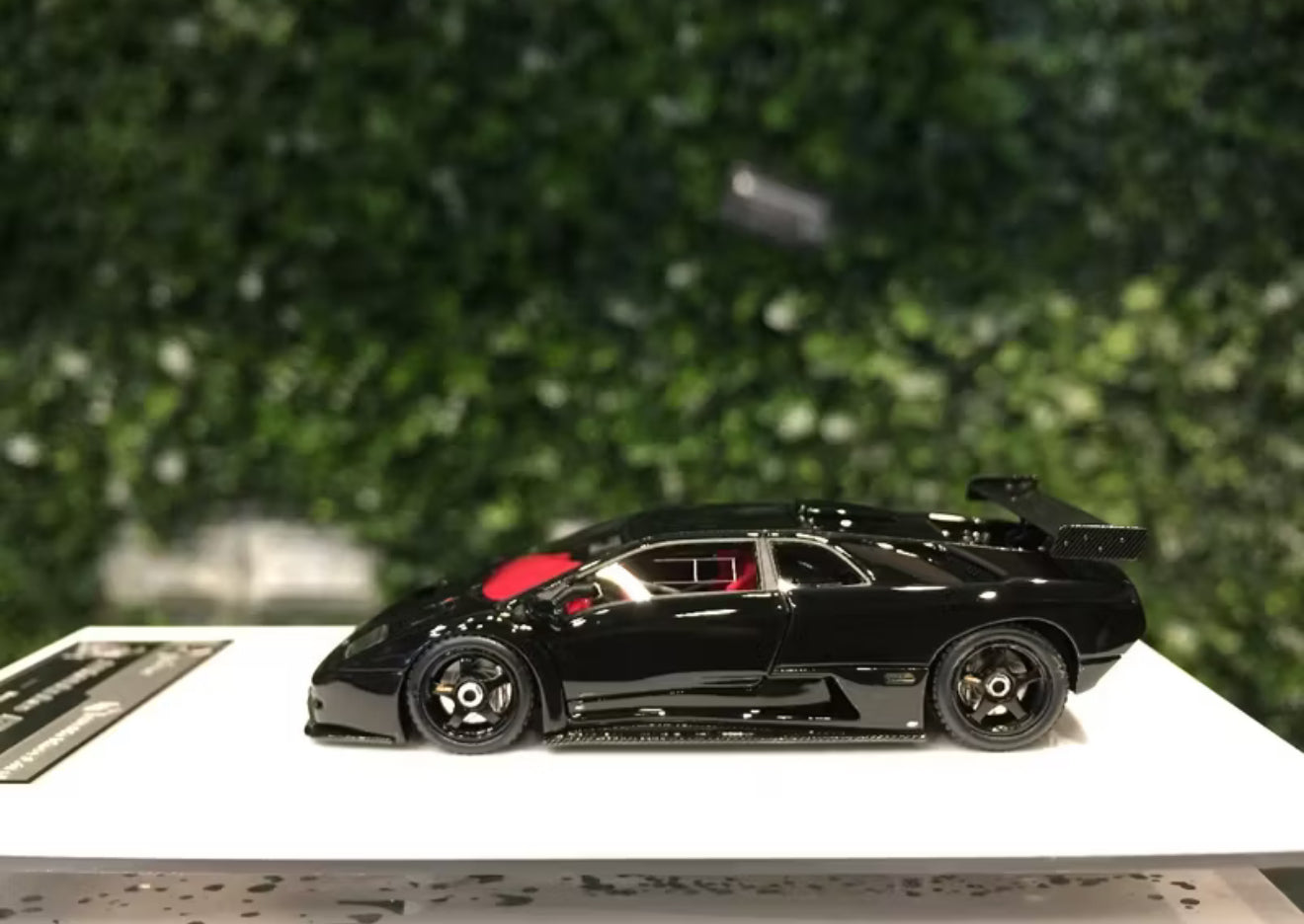 Fuelme Models 1:64 Lamborghini Diablo GTR (Nero)