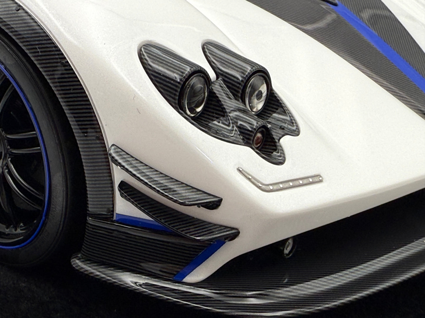 Henson & Heaven 1:18 Pagani Zonda 760 Riviera