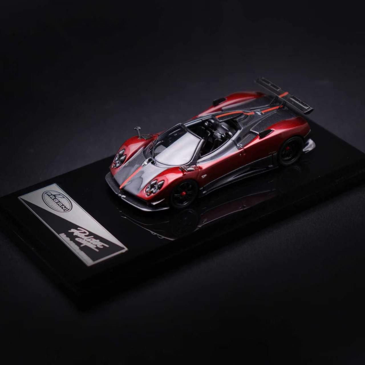 Sakura Model 1:64 Pagani Zonda Cinque (Red)