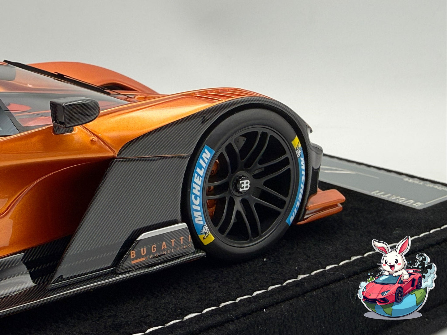 Henson & Heaven 1:18 Bugatti Bolide HERMES
