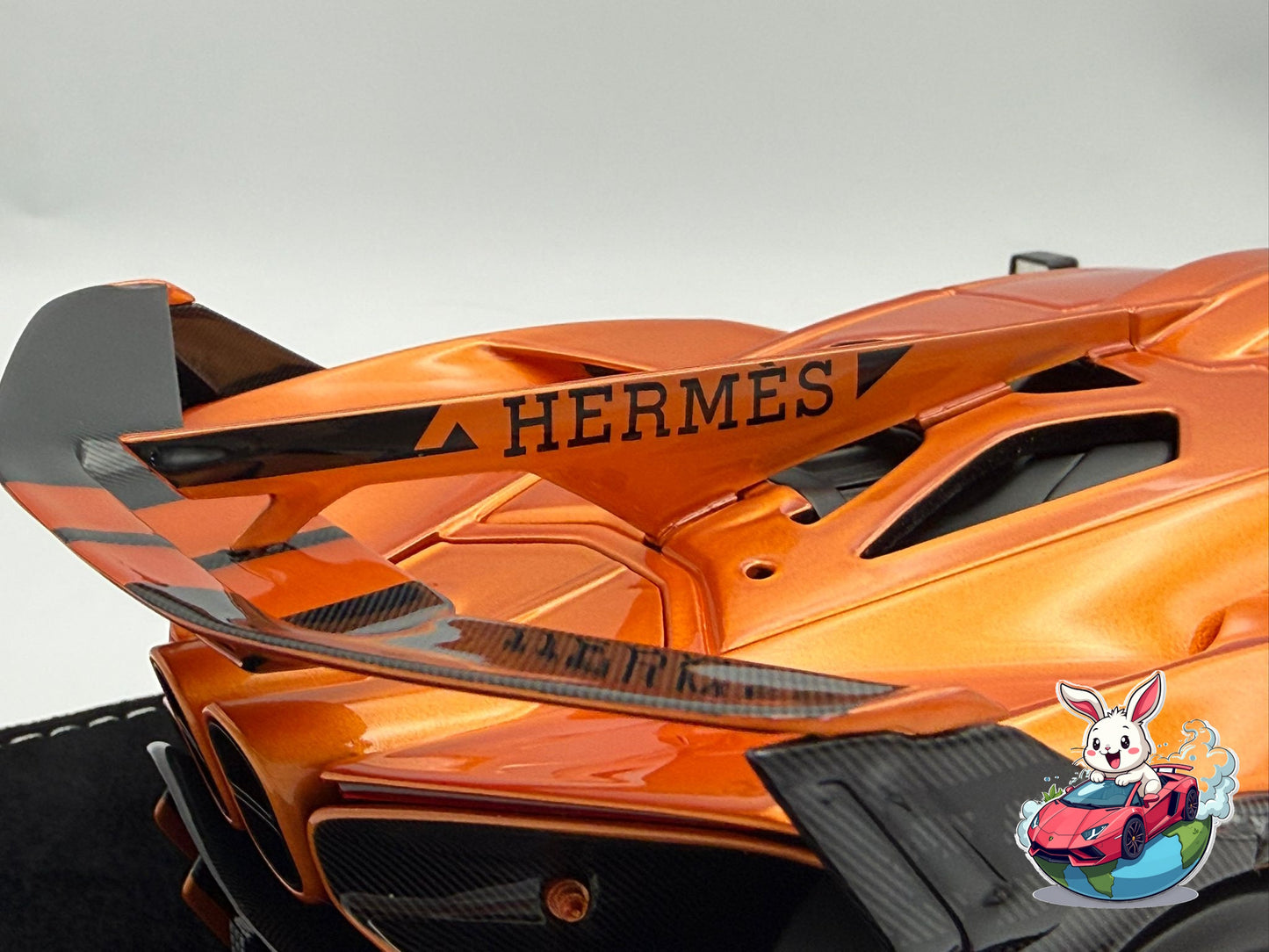 Henson & Heaven 1:18 Bugatti Bolide HERMES