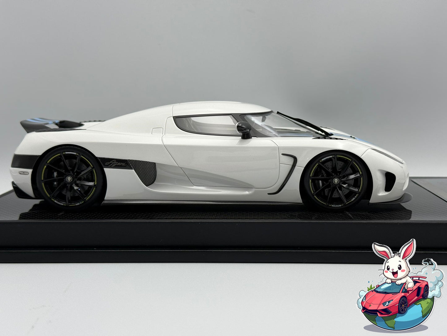 VMB Models 1:18 Koenigsegg Agera Forza Horizon 5 w/ Roof box
