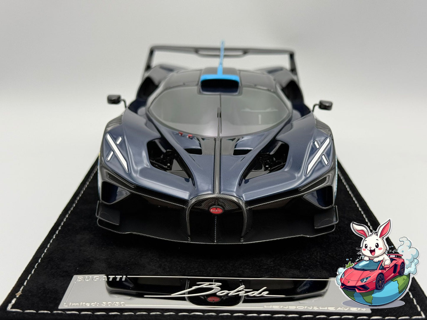 Henson & Heaven 1:18 Bugatti Bolide (Deep Blue/Carbon)