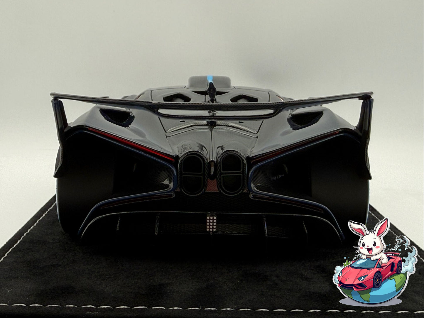 Henson & Heaven 1:18 Bugatti Bolide (Deep Blue/Carbon)