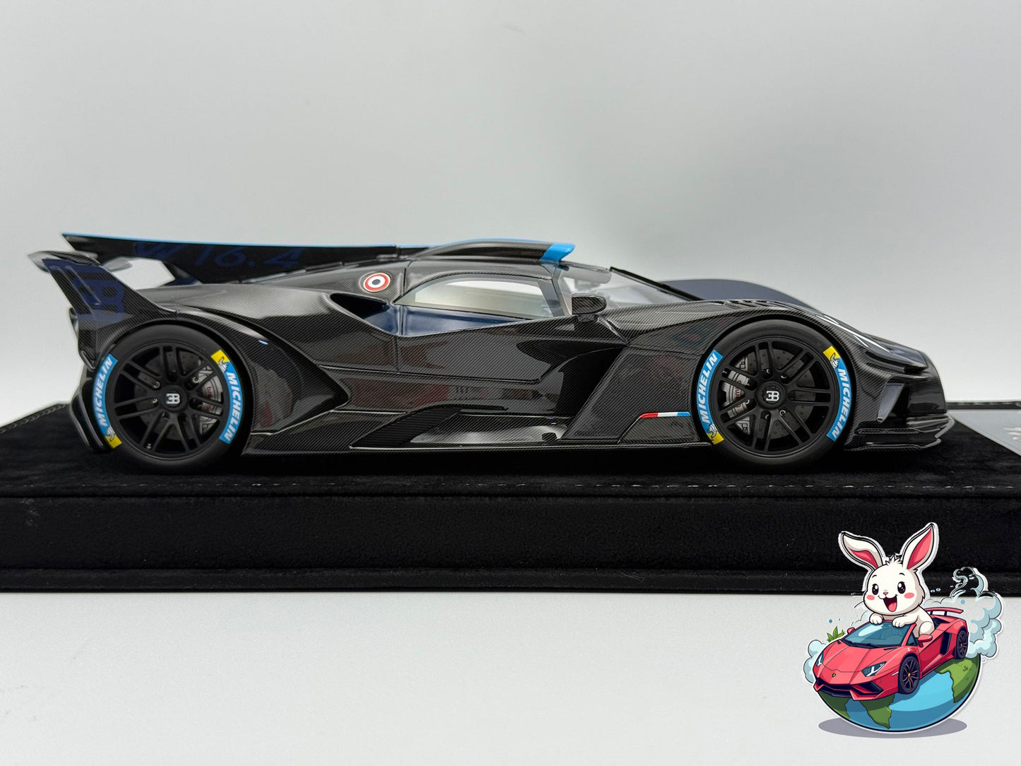 Henson & Heaven 1:18 Bugatti Bolide (Deep Blue/Carbon)