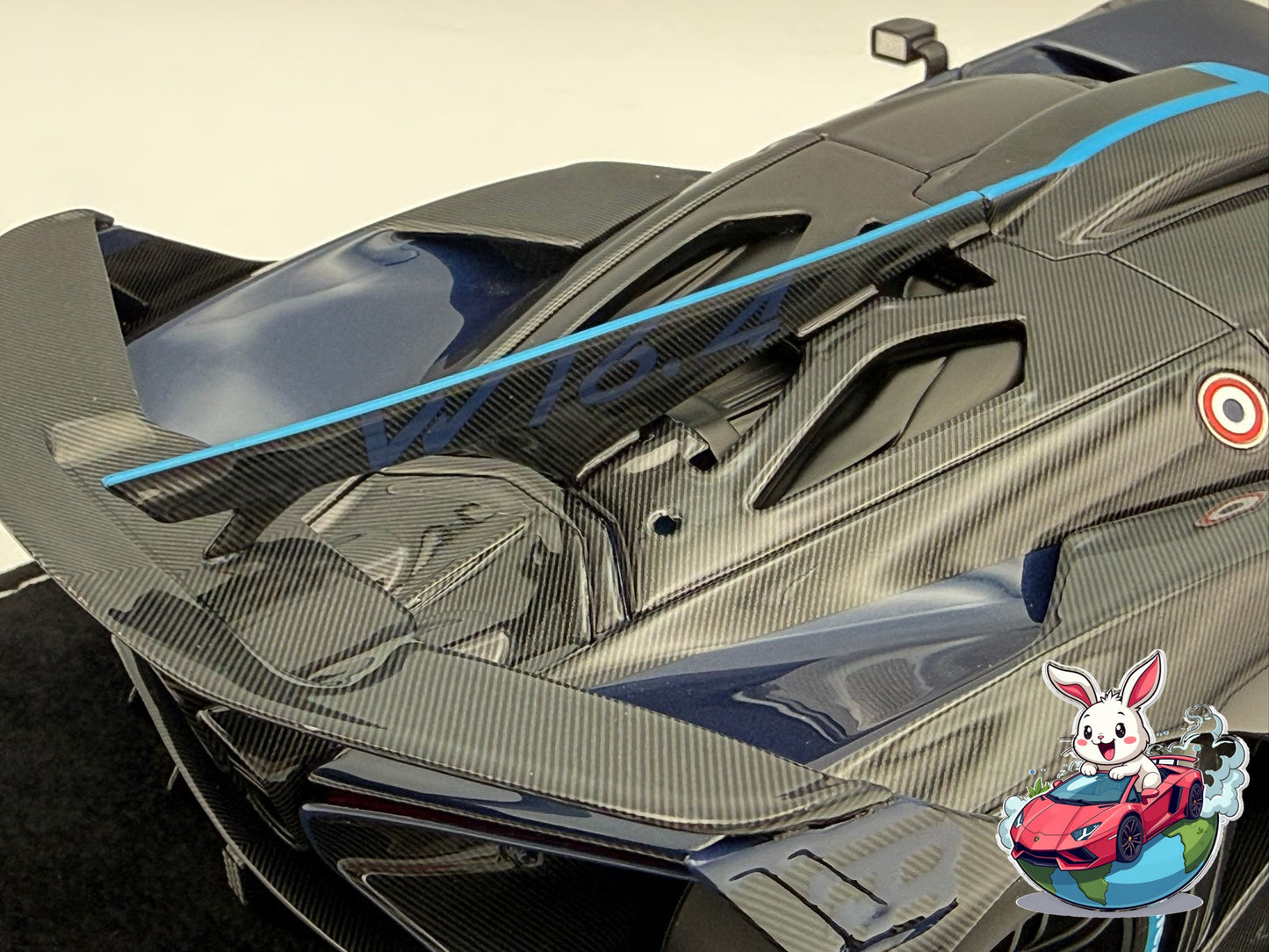 Henson & Heaven 1:18 Bugatti Bolide (Deep Blue/Carbon)