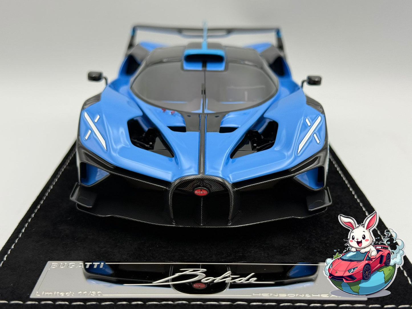 Henson & Heaven 1:18 Bugatti Bolide (French Blue/Black Carbon)