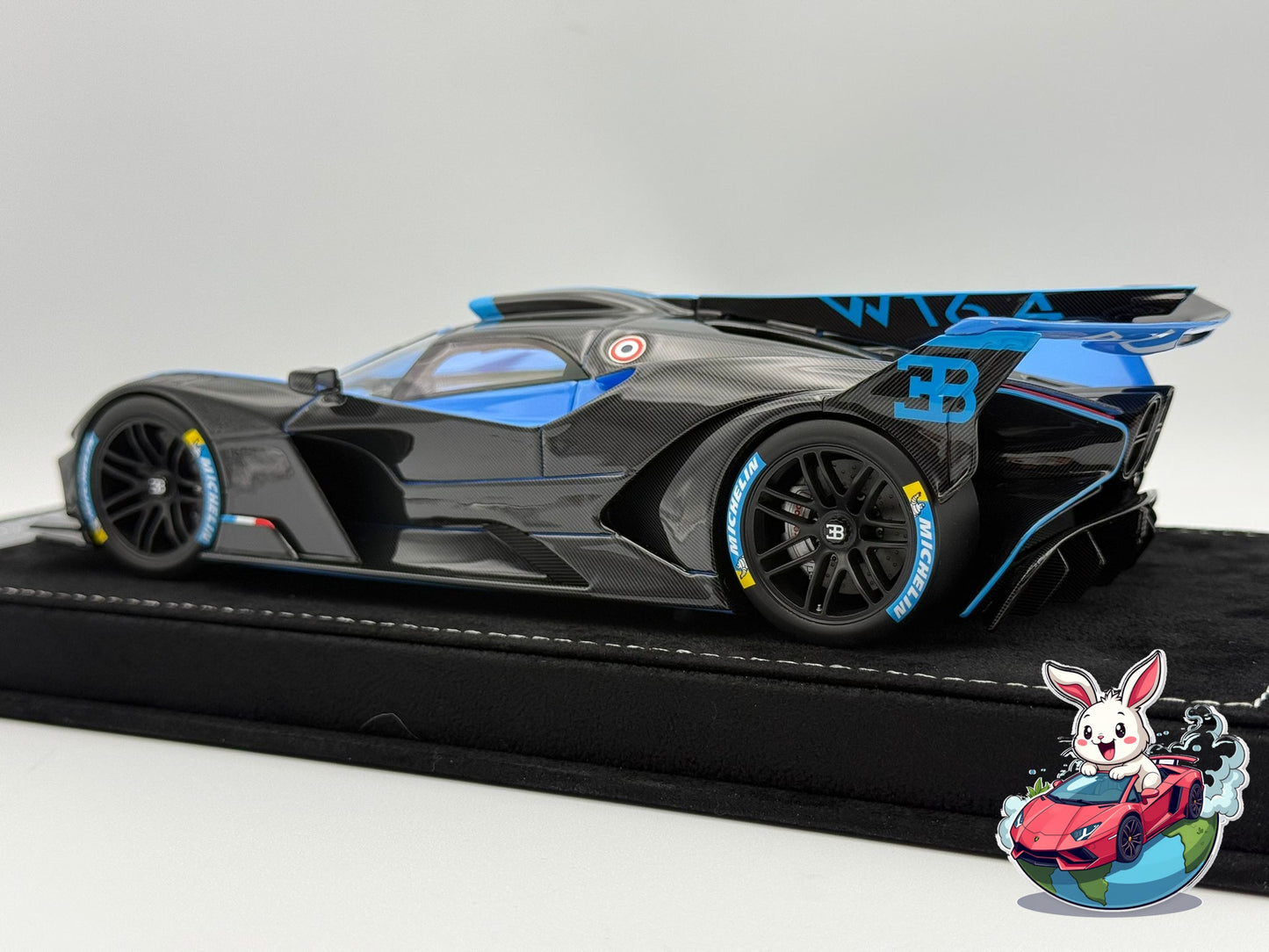 Henson & Heaven 1:18 Bugatti Bolide (French Blue/Black Carbon)