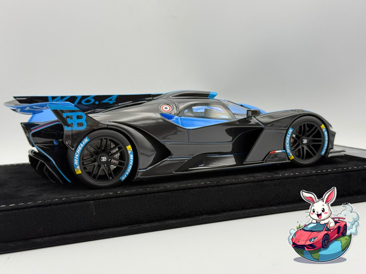 Henson & Heaven 1:18 Bugatti Bolide (French Blue/Black Carbon)