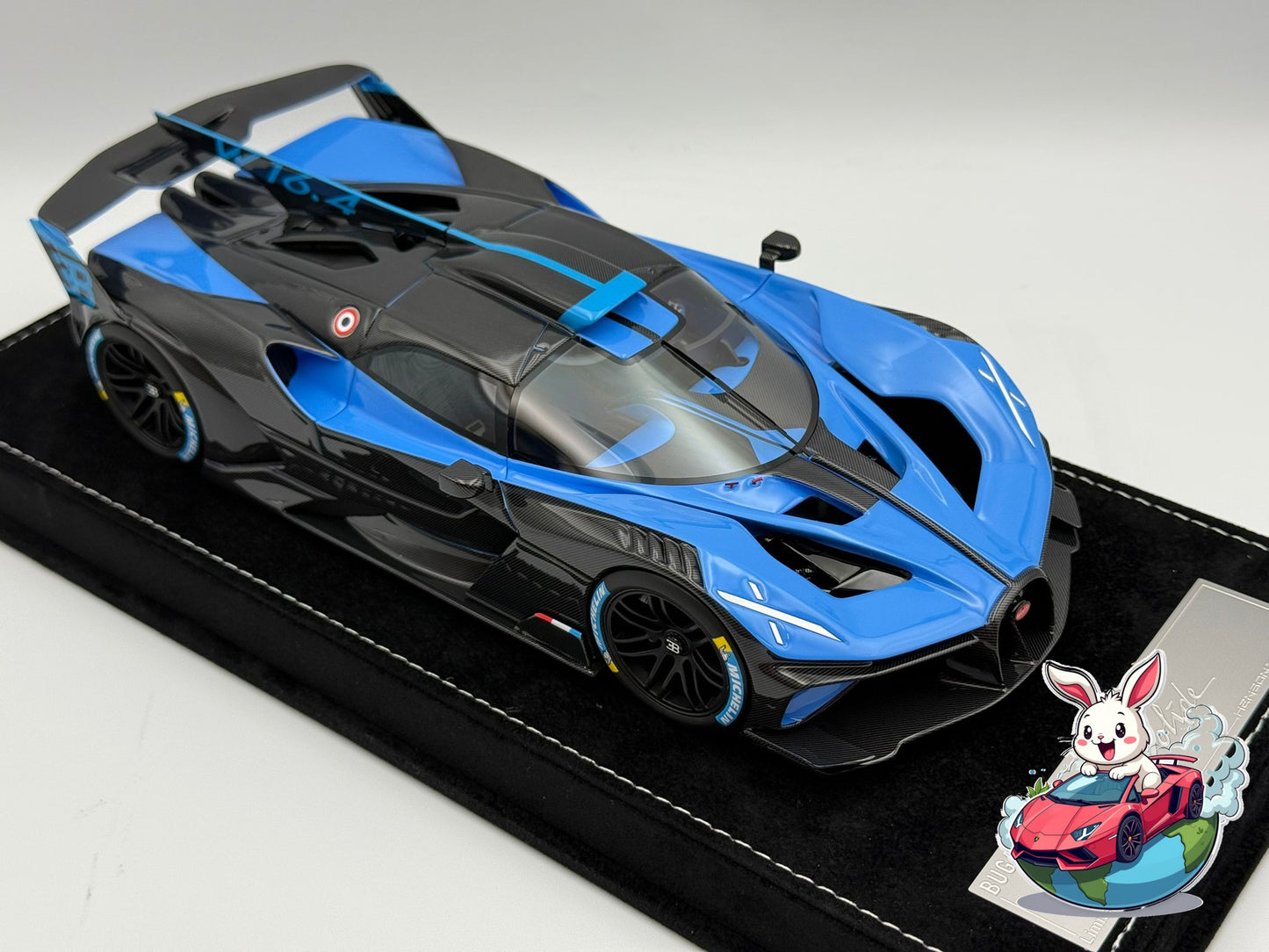 Henson & Heaven 1:18 Bugatti Bolide (French Blue/Black Carbon)