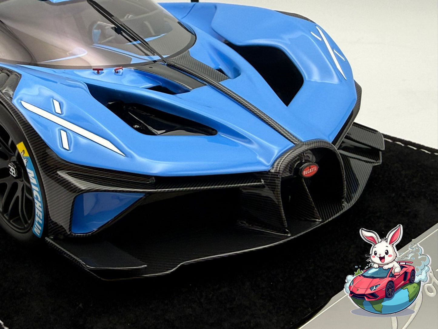 Henson & Heaven 1:18 Bugatti Bolide (French Blue/Black Carbon)