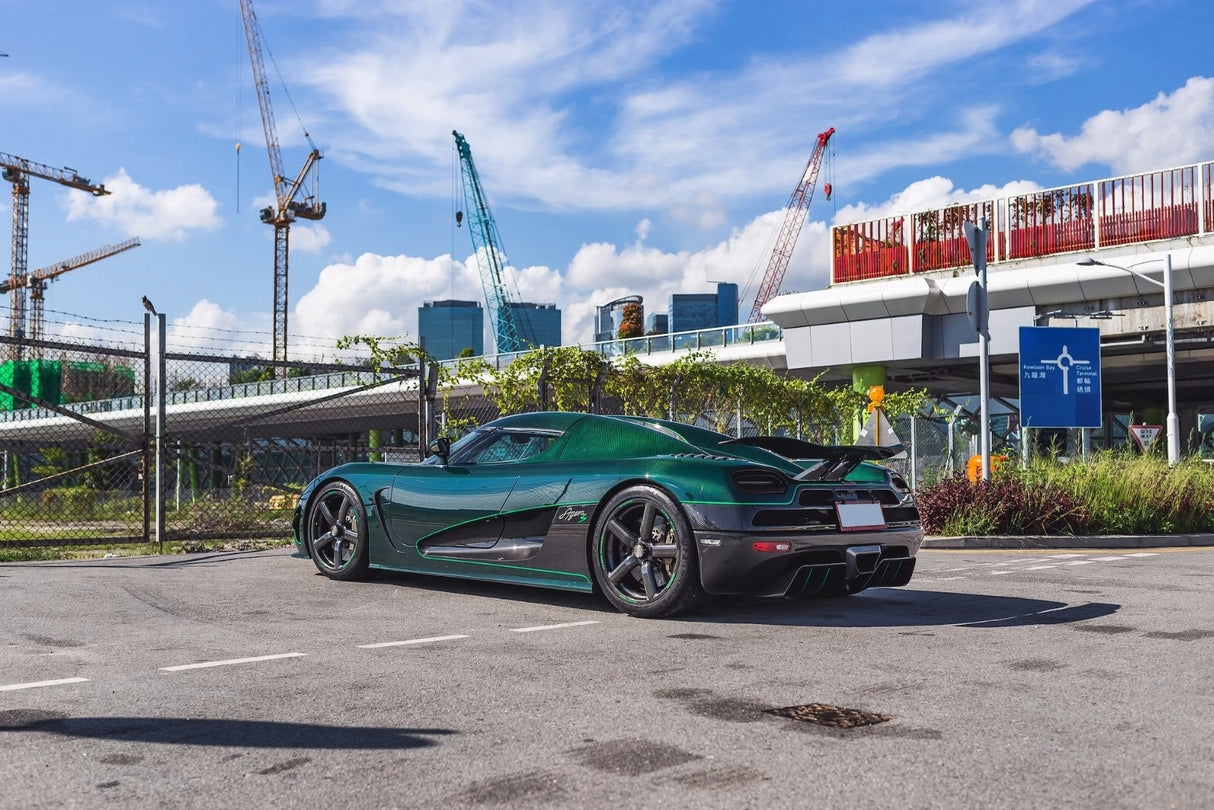 PREORDER VMB x Miniature Planet 1:18 Koenigsegg Agera S 'Goblin' (Green Carbon Fiber)