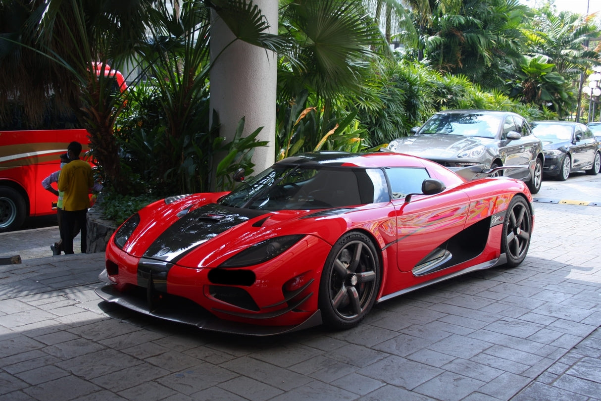 VMB x Miniature Planet 1:18 Koenigsegg Agera RS "Refinement"