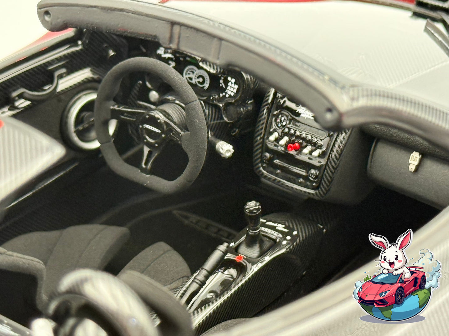 Henson & Heaven 1:18 Pagani Zonda Cinque Roadster (Red/Carbon Fiber)