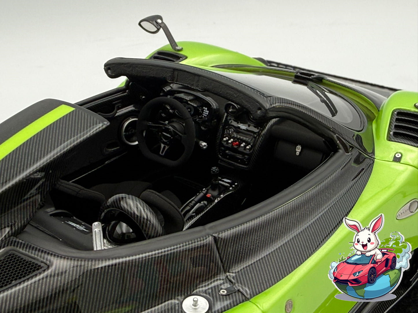 Henson & Heaven 1:18 Pagani Zonda Cinque Roadster (Green/Carbon Fiber)