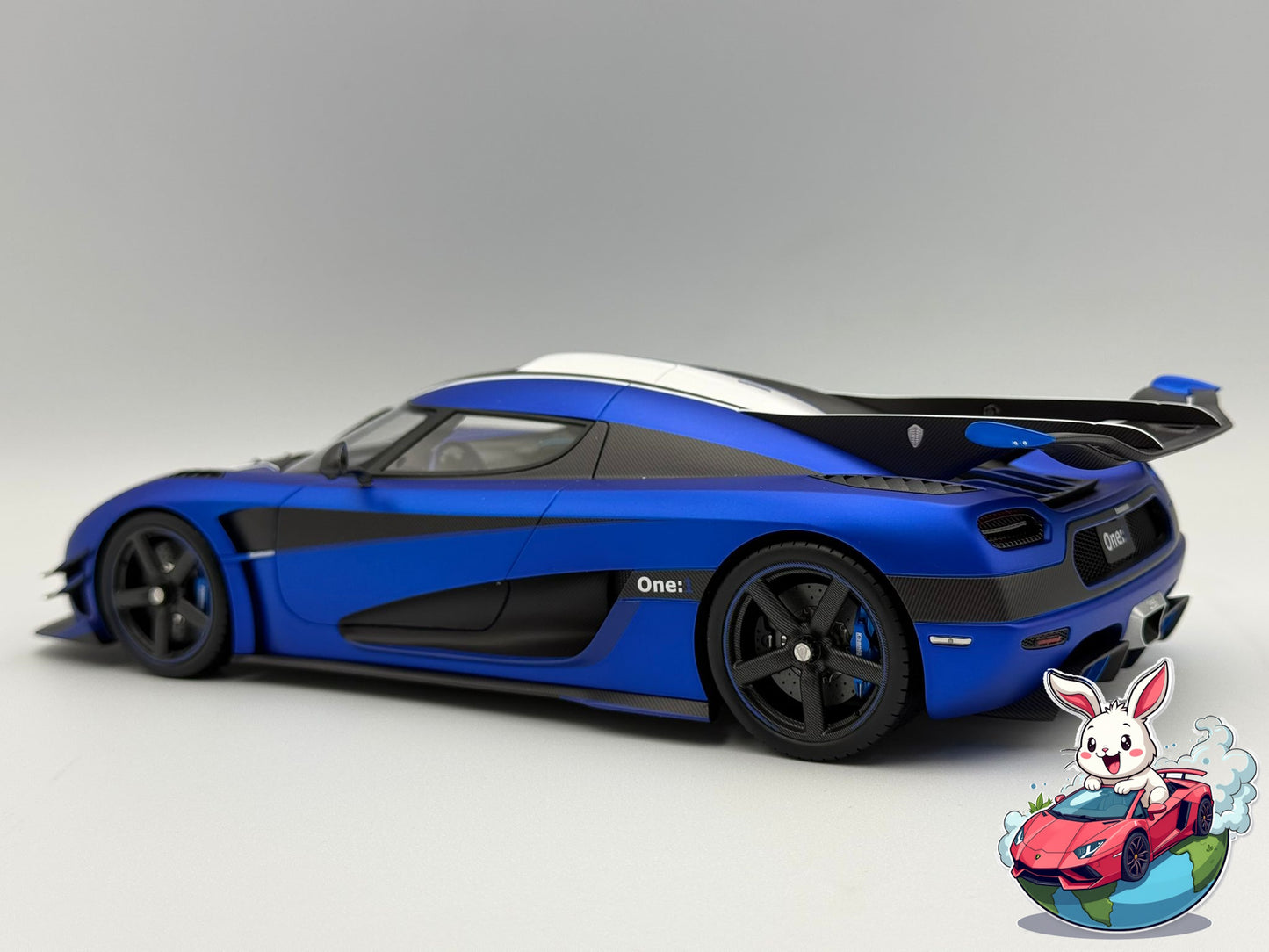 VMB 1:18 Koenigsegg One:1 (Matte Imperial Blue)