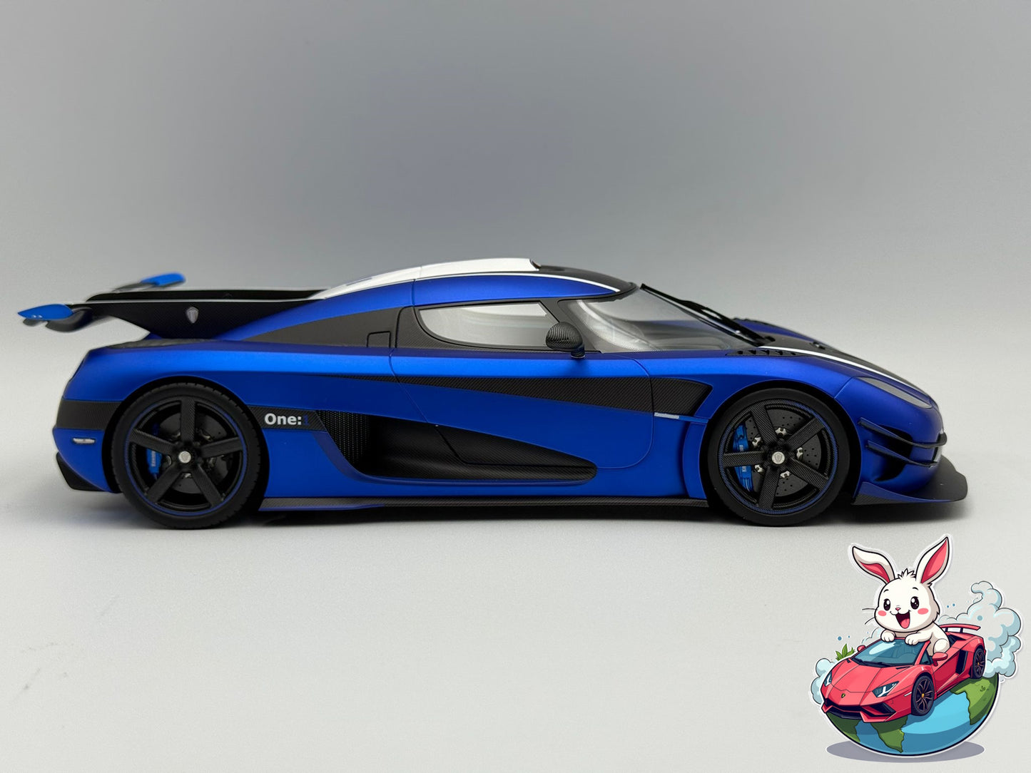 VMB 1:18 Koenigsegg One:1 (Matte Imperial Blue)