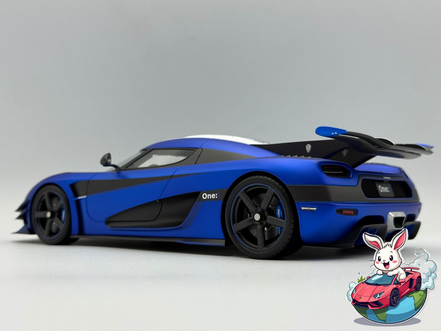 VMB 1:18 Koenigsegg One:1 (Matte Imperial Blue)