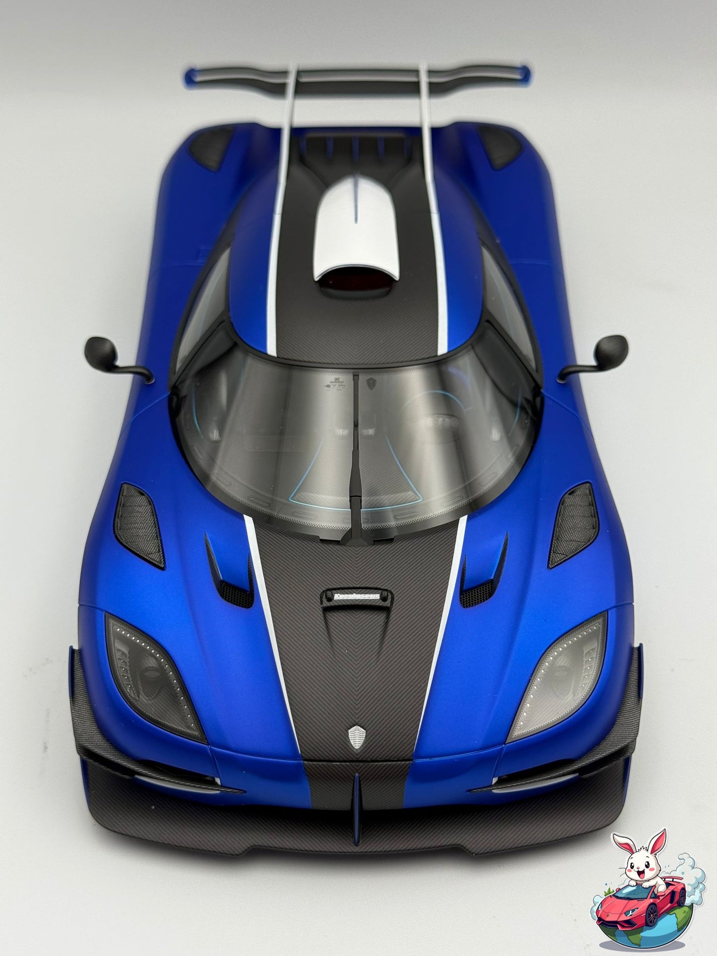 VMB 1:18 Koenigsegg One:1 (Matte Imperial Blue)