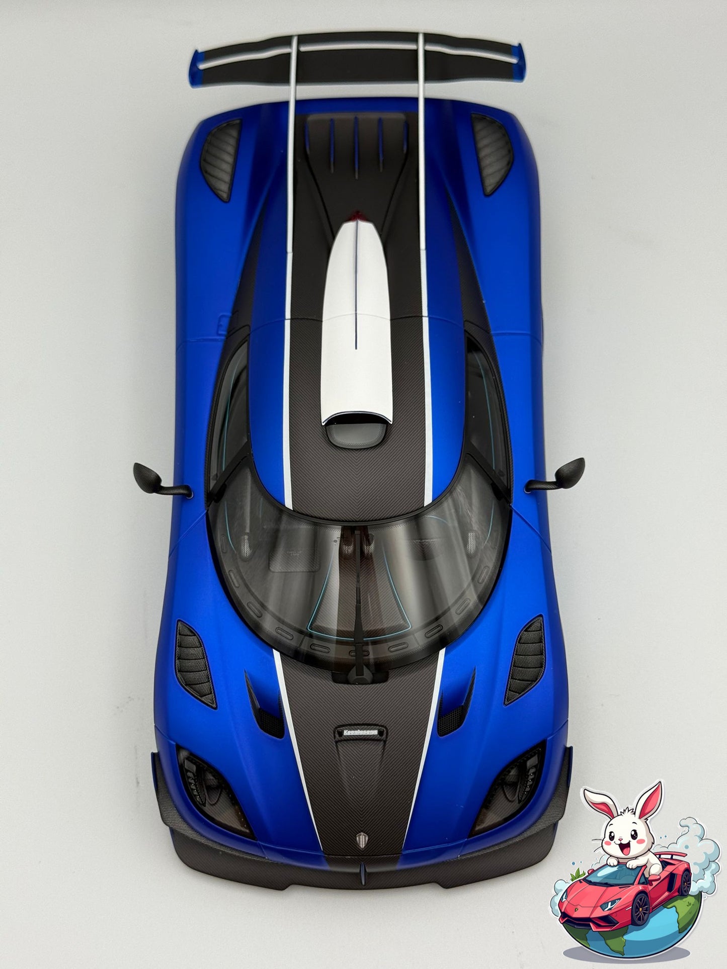 VMB 1:18 Koenigsegg One:1 (Matte Imperial Blue)