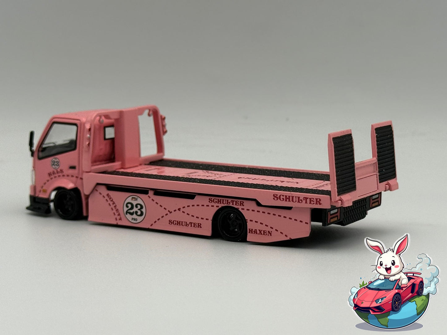 Cool Car 1:64 Hino H300 ‘Pink Pig’