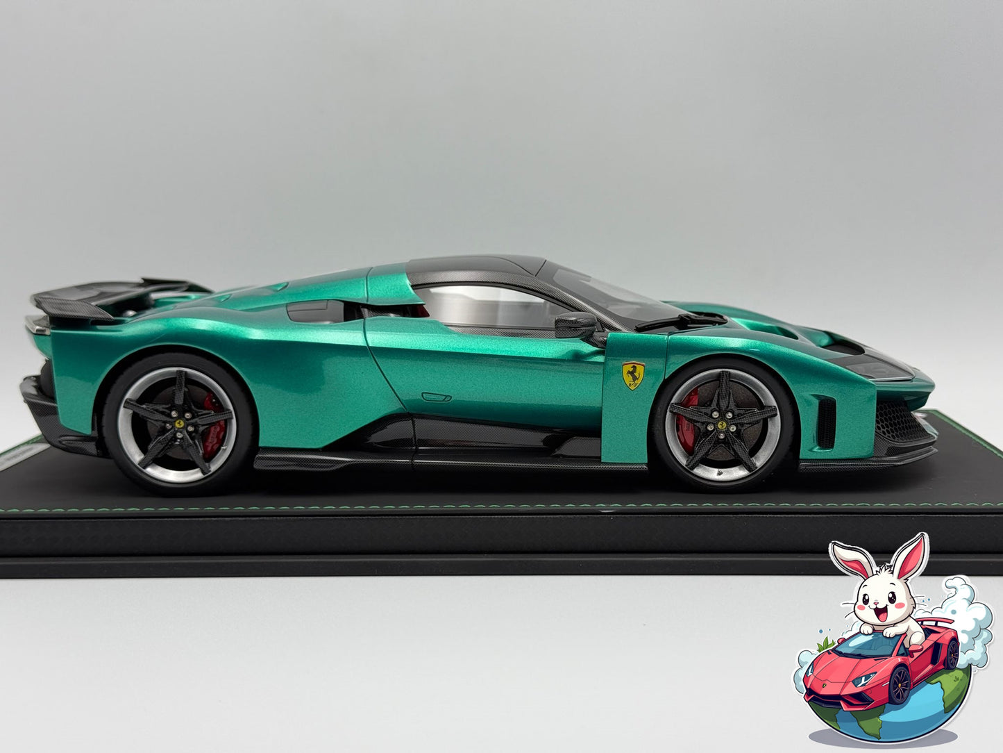 BBR 1:18 Ferrari F80 (Green Jewel - Bicolore Wheels)