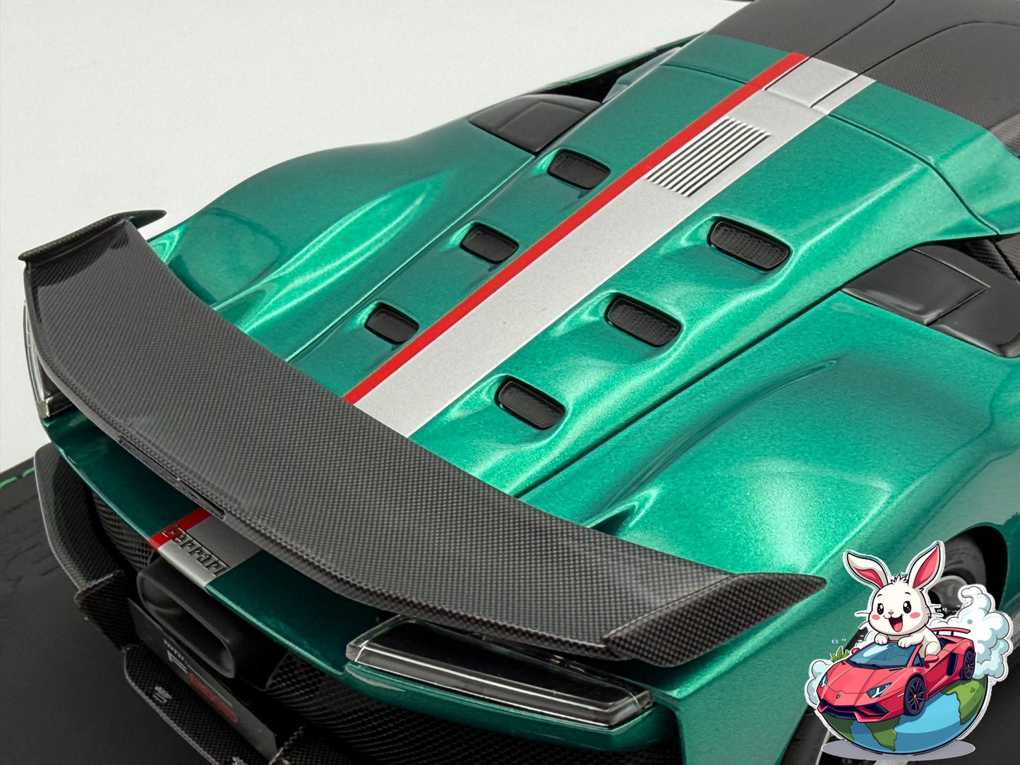 BBR 1:18 Ferrari F80 (Green Jewel - Bicolore Wheels)