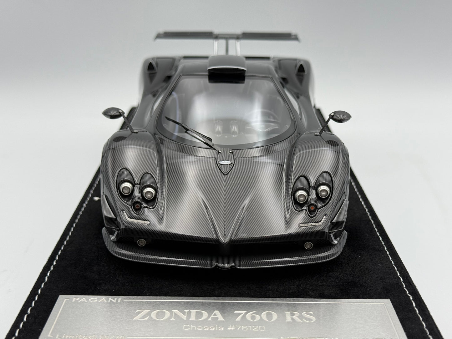 Henson & Heaven 1:18 Pagani Zonda 760RS