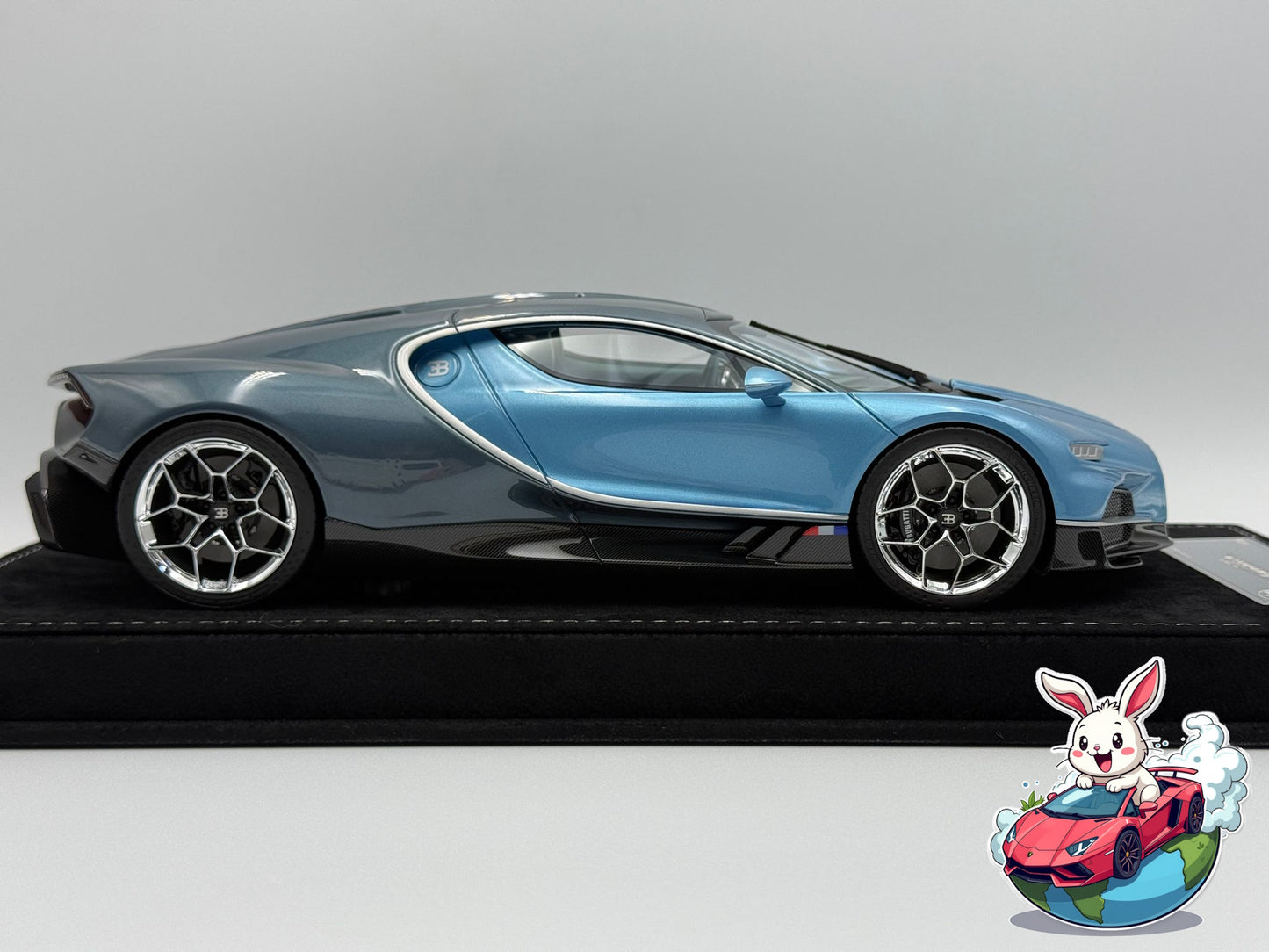 Henson & Heaven 1:18 Bugatti Tourbillon (Silver Blue/Deep Blue)